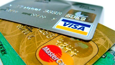 Refinanciación de saldos de tarjetas: Termina el plazo de gracia y hay que pagar