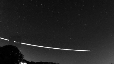 Fenómeno muy poco frecuente: Un meteoroide rozó la Tierra sin desintegrarse