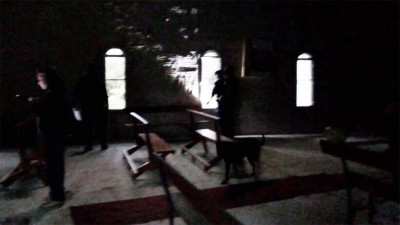 Delincuentes ingresaron en una parroquia y se robaron hasta las ventanas