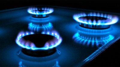 Bordet prorrogó la suspensión de los cortes de servicios