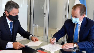 Bordet anunció financiamiento para inversión productiva de pequeñas empresas