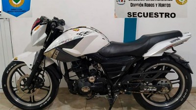 Joven desfigurado a golpes para robarle: Le rearmaron y devolvieron su moto