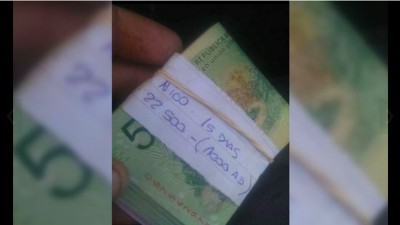 Un albañil encontró un fajo de dinero y se lo devolvió a su dueño
