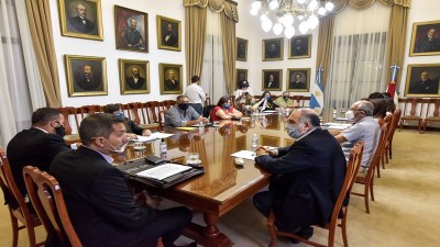 El incremento salarial para los docentes alcanzará al 33 por ciento