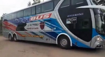 Con una caravana, el Depro partió de Pronunciamiento para jugar contra River