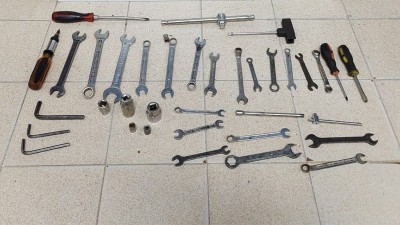 Le robaron las herramientas y vio que las vendían en las redes sociales