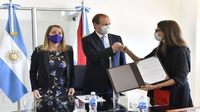 Bordet acordó con Nación más acciones en materia de políticas de género