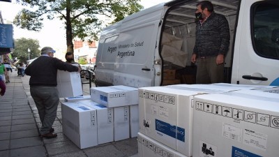 La provincia distribuyó otros nueve respiradores y suman 76 en total