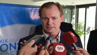 Bordet implementará medidas de alivio fiscal para los sectores afectados por las restricciones