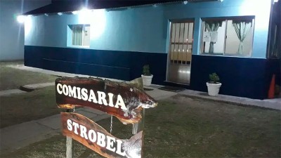 Había 24 personas en una reunión social y seis son menores de edad