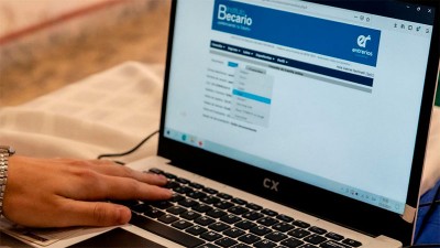 Inicia el cronograma de pagos de becas para estudiantes secundarios