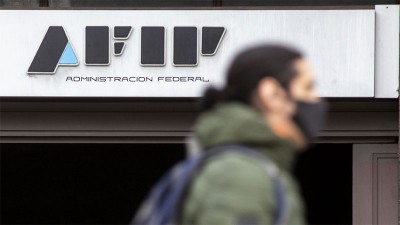 La AFIP extiende beneficios para monotributistas y suspende exclusiones
