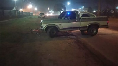 Ebrio en camioneta chocó a una ciclista: test le dio 2,51 de alcohol en sangre