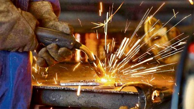 Empresarios metalúrgicos prevén contratar nuevos trabajadores