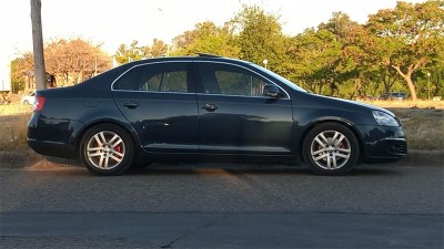 Fue a visitar a familiar y le robaron el auto que había dejado frente a la casa