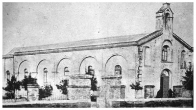 El templo de Valle María, el corazón de la aldea