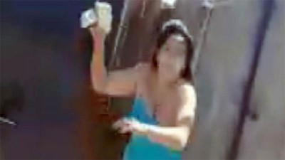 Cansado de los malos tratos, albañil filmó a su pareja golpeándolo