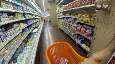 Congelarán precios de productos de la canasta básica por lo que resta del año