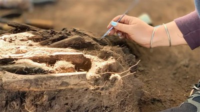Hallaron restos humanos y objetos de entre 1.000 y 3.000 años de antigüedad