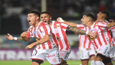 Fútbol: Barracas Central ascendió a Primera División