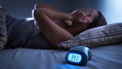 Revelan uno de los síntomas de Ómicron que aparece a la hora de dormir