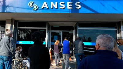 Pagan desde el lunes el bono de hasta $6.000 a jubilados: el cronograma