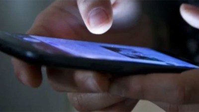 Jubilado intercambió videos íntimos con una joven y ahora lo extorsionan