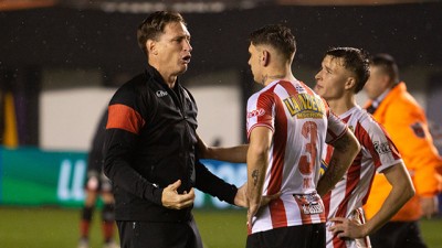 Sancionaron a Sava y citaron a Baliño tras el polémico Barracas - Patronato