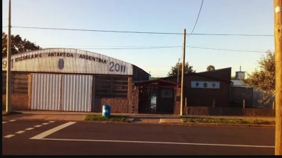 Comuna de Aldea Spatzenkutter: Obra de refacción en la Escuela Nº 6 Antártida Argentina