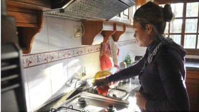 Nuevo aumento para empleadas domésticas: cuánto cobrarán