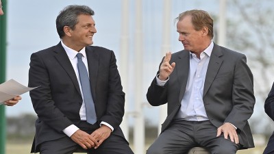 Bordet y Massa pusieron en marcha beneficios para productores avícolas y porcinos