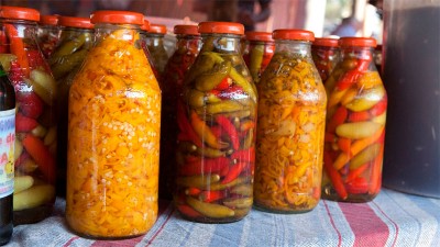 Cuáles son los alimentos más sensibles a la bacteria que causa el botulismo