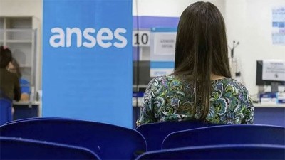 Anses informó quiénes cobran este lunes sus jubilaciones y pensiones