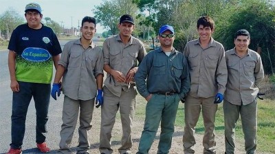 Recolectores de residuos hallaron una billetera con dinero y la devolvieron