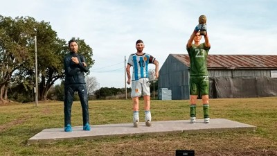 Messi, Dibu Martínez y Scaloni tienen sus estatuas homenajes en Entre Ríos