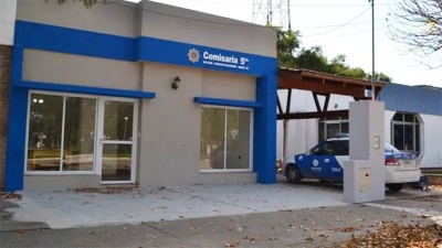 Salió alcoholizado del boliche, no encontró su auto y se robó un patrullero