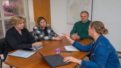 Abordaron la situación del centro de salud de Aldea Valle María, con miras a planificar un nuevo edificio para el mismo