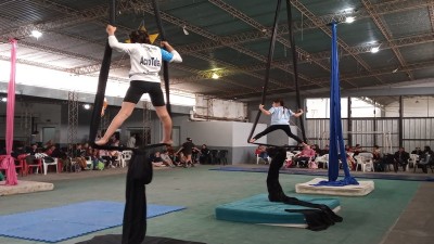 Este sábado es el Encuentro Regional de Telas Aéreas
