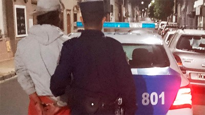 Ladrón se escondió en un galpón y terminó en la Alcaidía de Tribunales