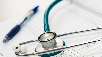 El DNU modifica la Medicina Prepaga y la ley de Obras Sociales