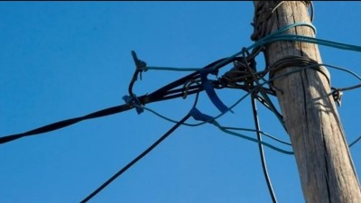 Un joven se prendió fuego robando cables: está grave