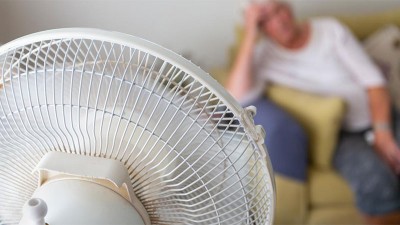 Qué aconsejan los expertos para descansar con las altas temperaturas