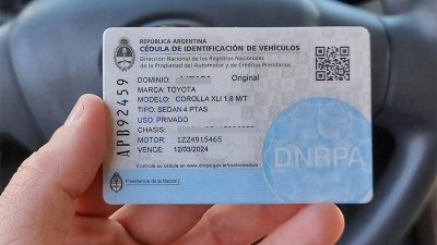 Tarjeta azul: hasta cuándo se seguirá solicitando en los controles vehiculares