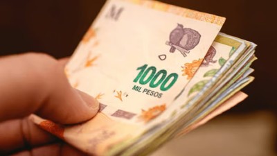 El Gobierno fijó por decreto el Salario Mínimo en $254.231