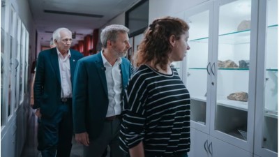 Frigerio se interiorizó sobre el trabajo de científicos en Diamante