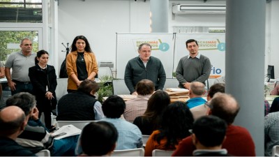 Buscan optimizar el transporte escolar rural