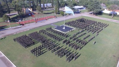 Gendarme fue denunciada por obligar a 100 aspirantes mujeres a desnudarse