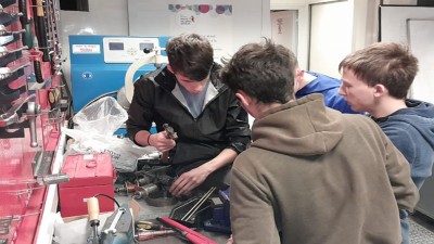 Unas 70 instituciones de Educación Técnica recibirán aportes para fortalecer los recursos de sus espacios formativos