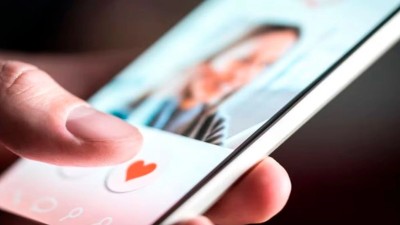 Policía denunció que fue extorsionado por Tinder: debió pagar $320.000 y entregar su arma