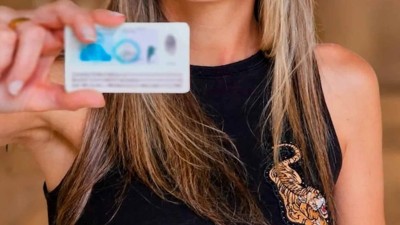 La Justicia permite a una joven llevar el apellido de sus tres padres